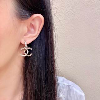 CHANEL Halo Swing CC Drop Earrings