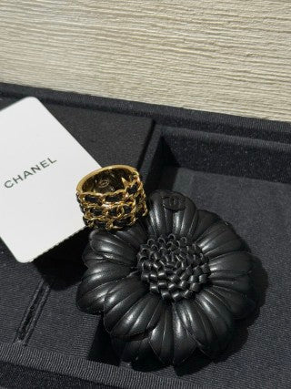Chanel Gold Chain Statement Ring – Elegant Luxury Fashion Jewelry