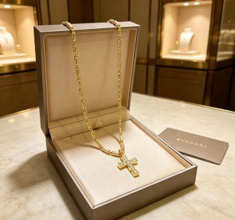Bvlgari Gold Cross Pendant Necklace – Elegant Luxury Jewelry